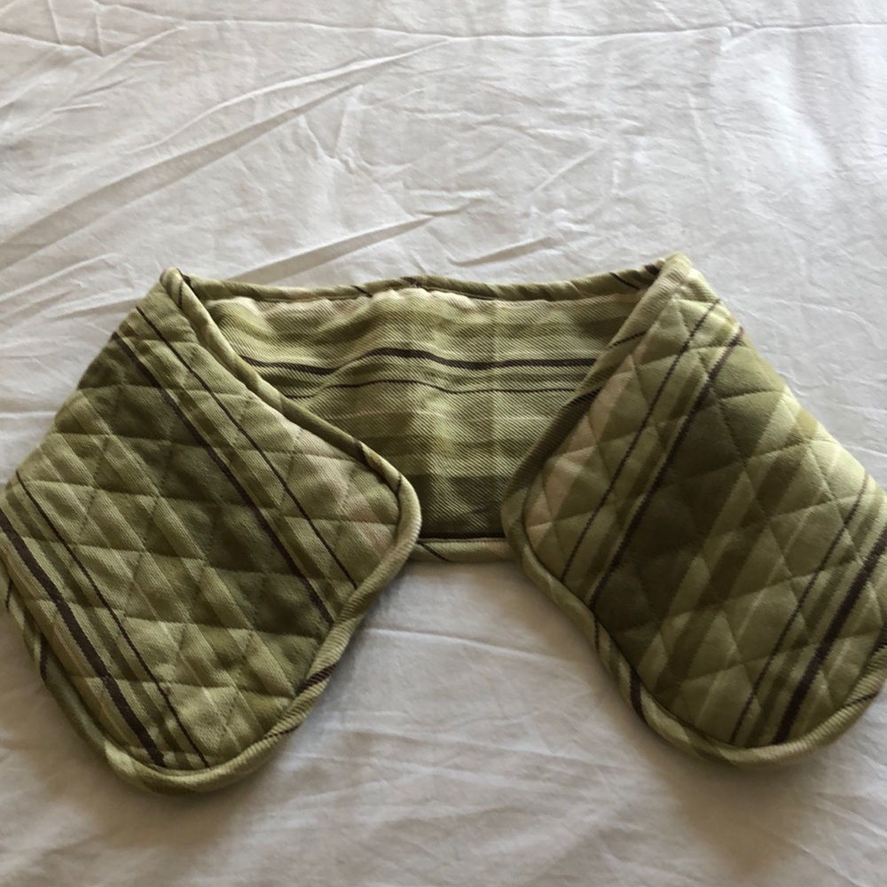 🥘Two for $10🥘 Potholder